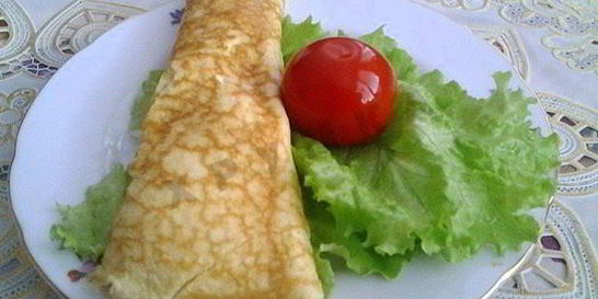 Омлет фаршированный с помидорами и перцем