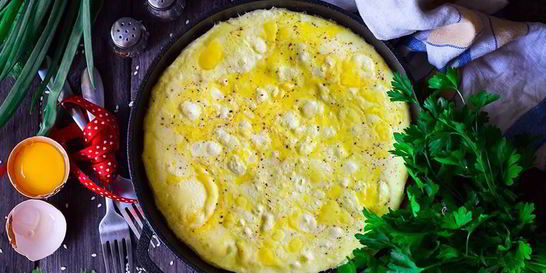 Омлет на сковороде