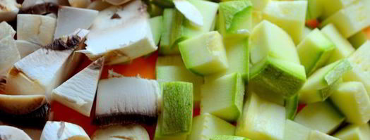 омлет на сметане с шампиньонами и кабачками. Шаг 3