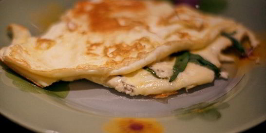 Омлет с голубым сыром