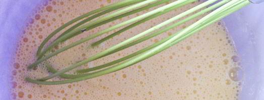 омлет с горошком. Шаг 2