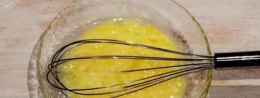 омлет с колбасой. Шаг 3