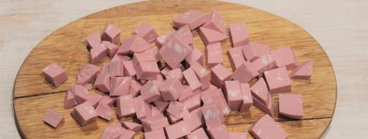 омлет с колбасой. Шаг 5