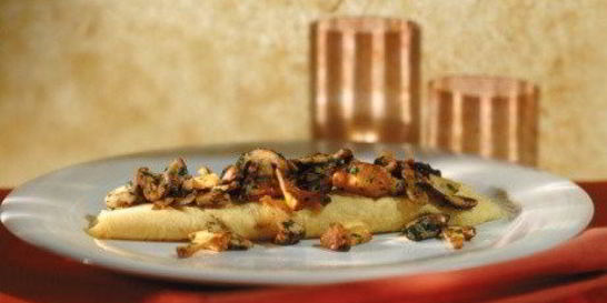 Омлет с лисичками и зеленью