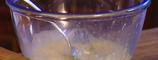 омлет с мятой и зеленым горошком. Шаг 3