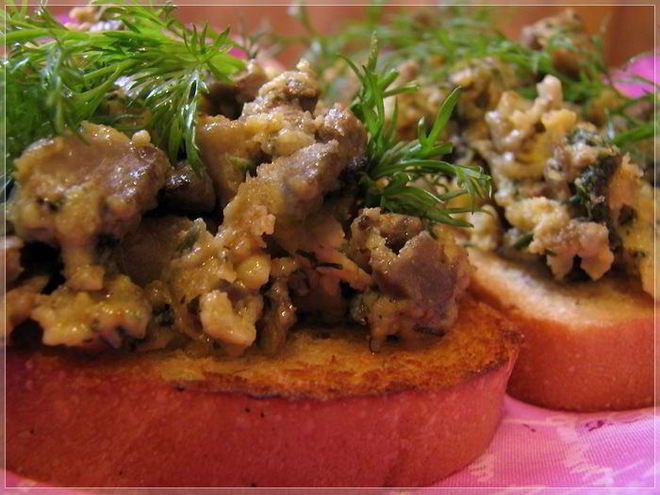 Рецепт омлета с печенкой и зеленью