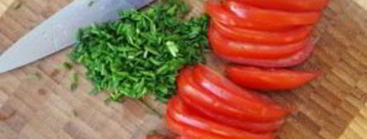 омлет с помидорами и луком. Шаг 4