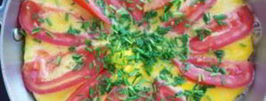 омлет с помидорами и луком. Шаг 5