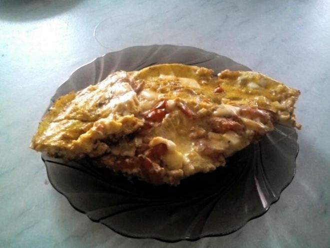 Рецепт омлета с помидорами и сельдереем