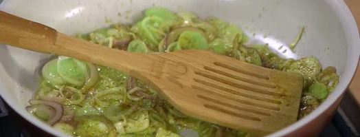 омлет с помидорами и цветной капустой. Шаг 5