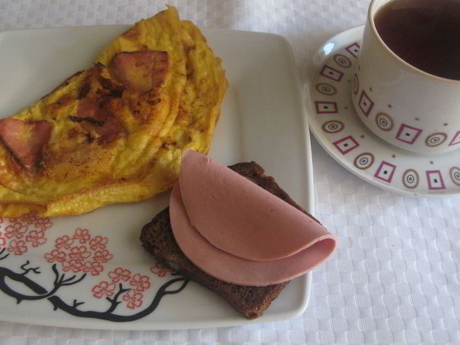 Рецепт омлета с сырным припеком