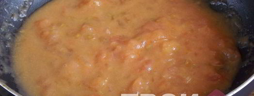 омлет с томатами и зеленым горошком. Шаг 5