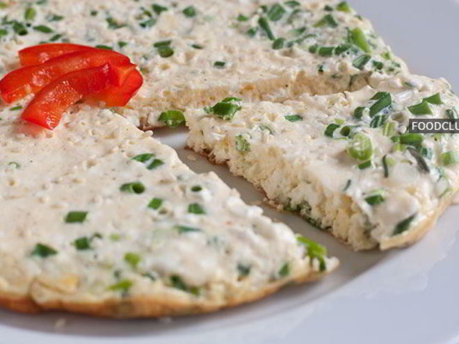 Рецепт омлета с творогом и зеленым луком