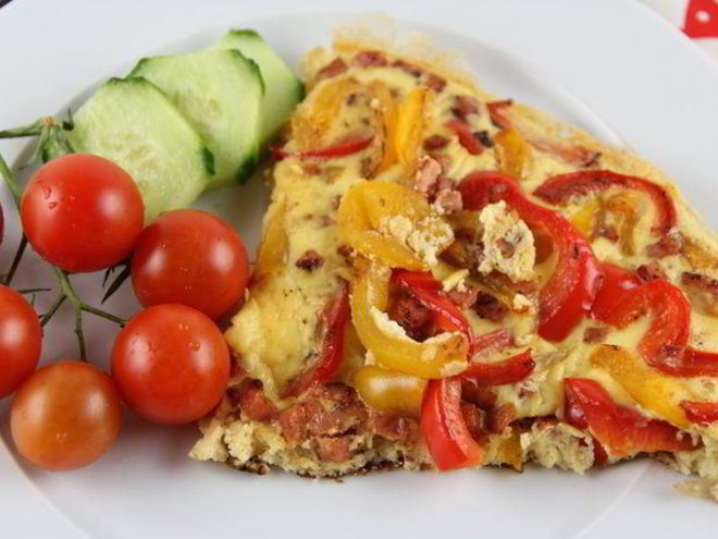 Рецепт омлета с ветчиной и сладким перцем