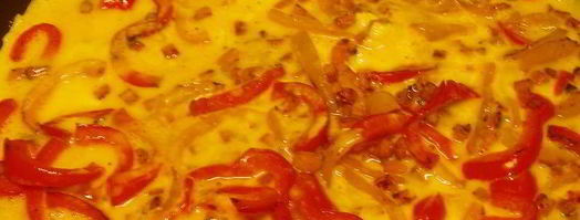 омлет с ветчиной и сладким перцем. Шаг 3