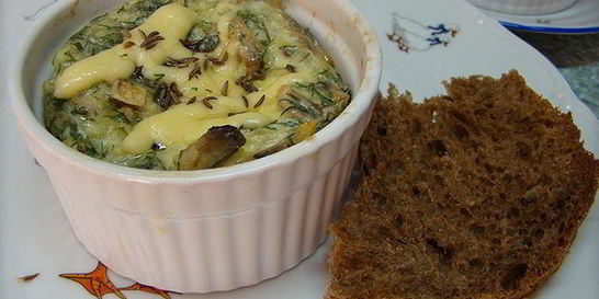 Омлет с зеленью и грибами