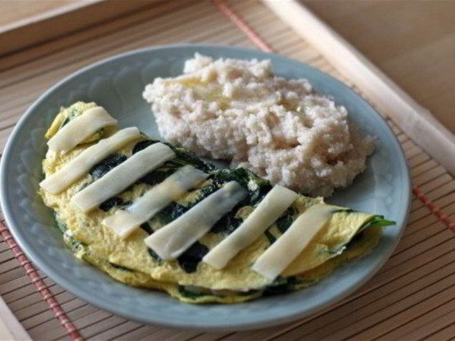 Рецепт омлета со шпинатом и фетой