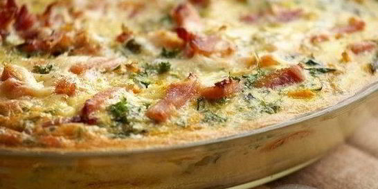 Овощная фриттата с грибами и ветчиной