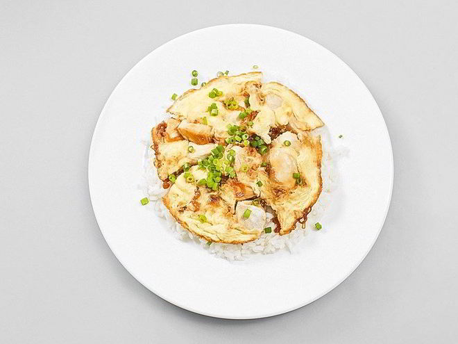 Рецепт оякодона — японского омлета с рисом и курицей