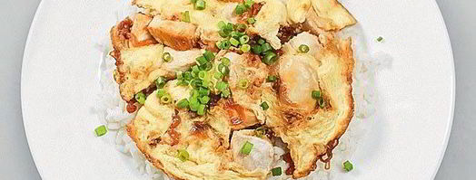 оякодон — японский омлет с рисом и курицей. Шаг 8