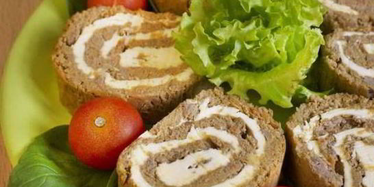 Нежный печеночный паштет с маслом