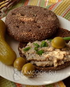 Паштет из фасоли, грибов и тофу