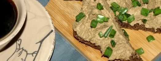 паштет из куриной печени и зеленого горошка. Шаг 11