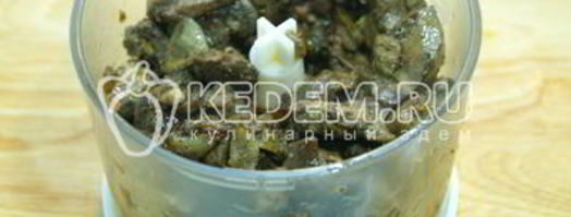 паштет из куриной печени с грибами. Шаг 5