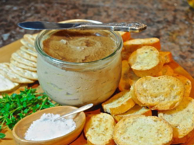 Рецепт паштета из куриной печени с луком