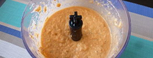 паштет из нута с вялеными томатами и маринованным огурчиком. Шаг 6