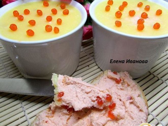 Рецепт паштета из семги с красной икрой и белым вином