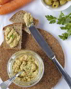 Тапенад — паштет из оливок и маслин