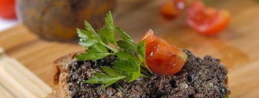 тапенад — паштет из оливок и маслин. Шаг 4