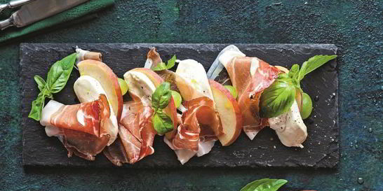 Персиковый капрезе