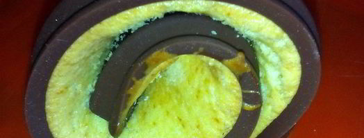 бисквитный рулет на сгущенном молоке. Шаг 7