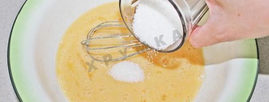 бисквитный рулет с бананом. Шаг 2