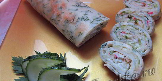 Блинный крабовый рулетик