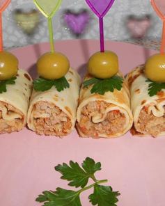 Блинные рулетики с мясной начинкой