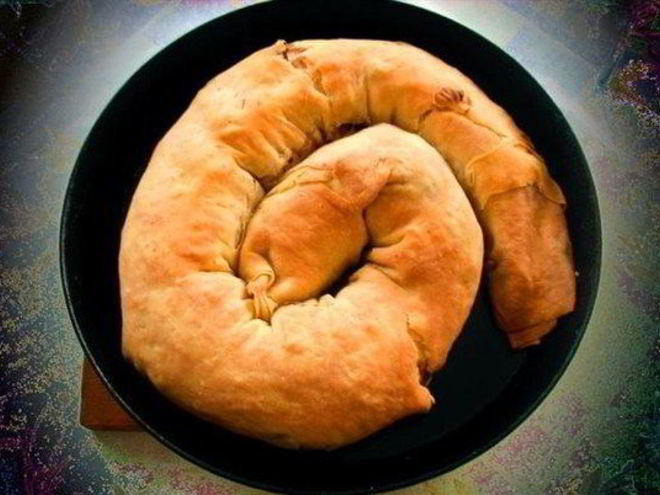 Рецепт бурмы — рулета с тыквой и грецкими орехами