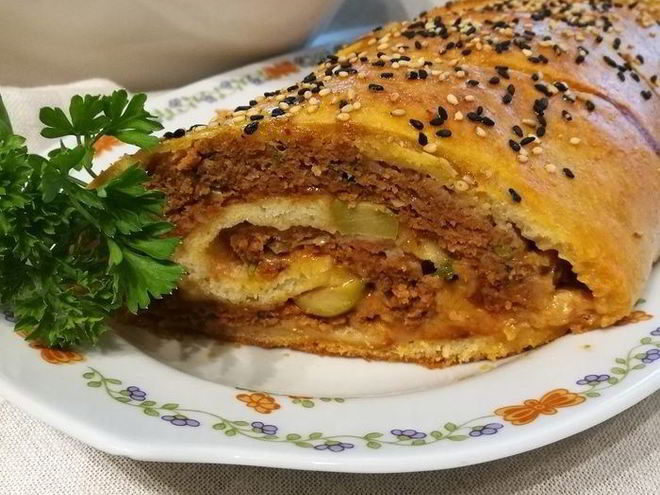 Рецепт быстрого мясного рулета