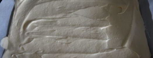 двойной бисквитный рулет с джемом. Шаг 5