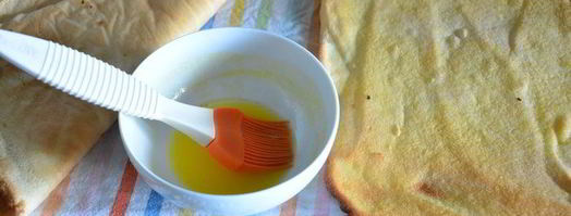 двойной бисквитный рулет с джемом. Шаг 8