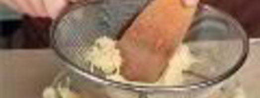 картофельный рулет со шпинатом и беконом. Шаг 2