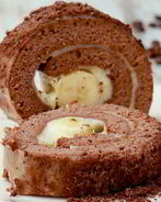 Кофейный рулет с бананом