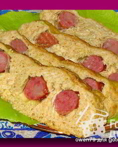 Куриный рулет с копчеными колбасками