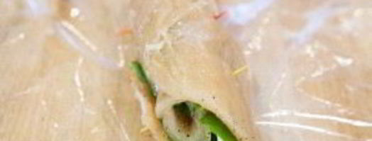 куриный рулет с сыром и рукколой. Шаг 3