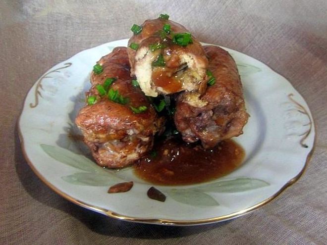 Рецепт куриного рулета с сыром и яблоком