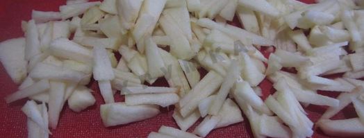 куриный рулет с сыром и яблоком. Шаг 3