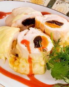Куриные рулетики с курагой