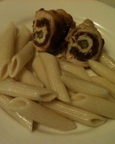 Куриные рулетики с вялеными томатами и сыром